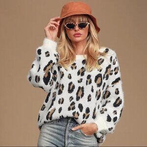 Free Spirited White Leopard Print Knit‎ Sweater